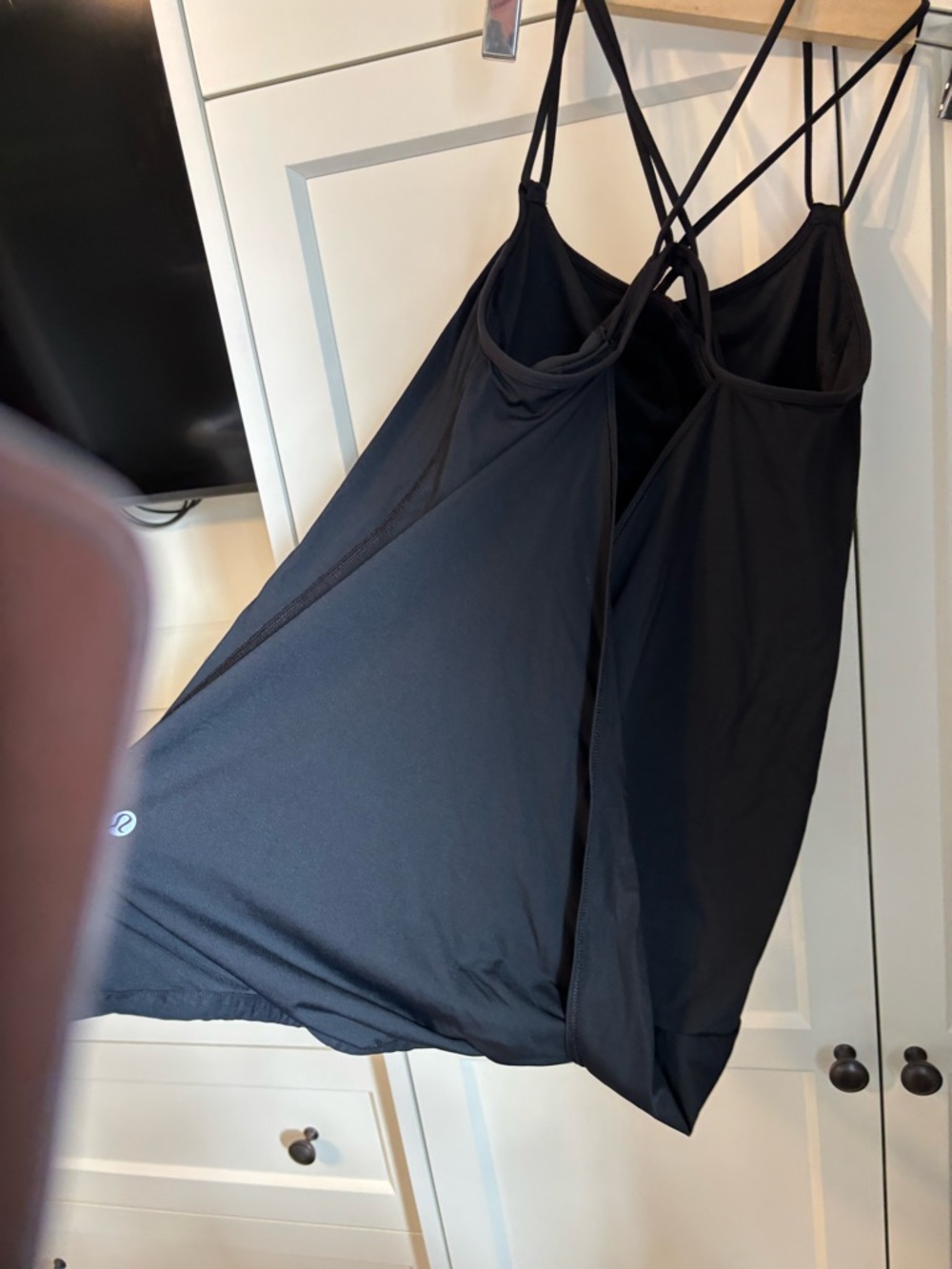Lululemon Black Strappy Back Tank Top Size 6 | Built-In Bra - Picture 4 of 6